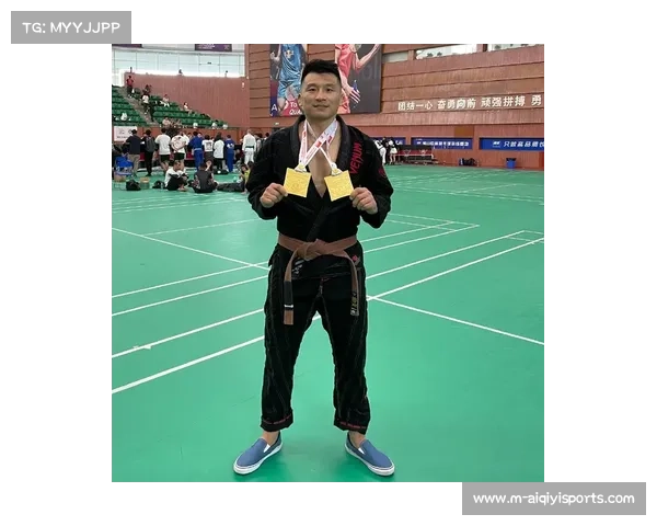 “金华赛事首日阿合江对阵俄罗斯选手，站立与地面控制力成胜负关键”