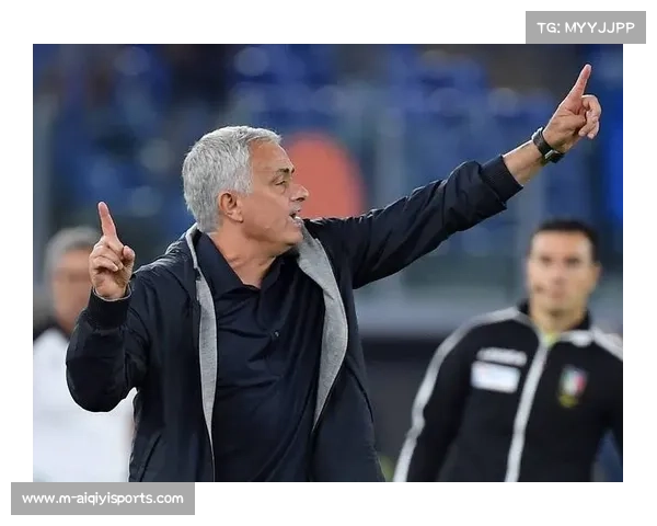 乌迪内斯球员欢庆爆冷胜利，罗马球员掩面离场